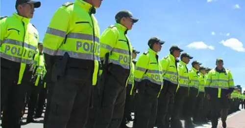 ESTACION DE POLICIA TUNJUELITO ESTACION DE POLICIA TUNJUELITO